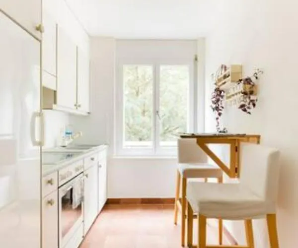 Apartment Of 52 Sqm With Free Parking