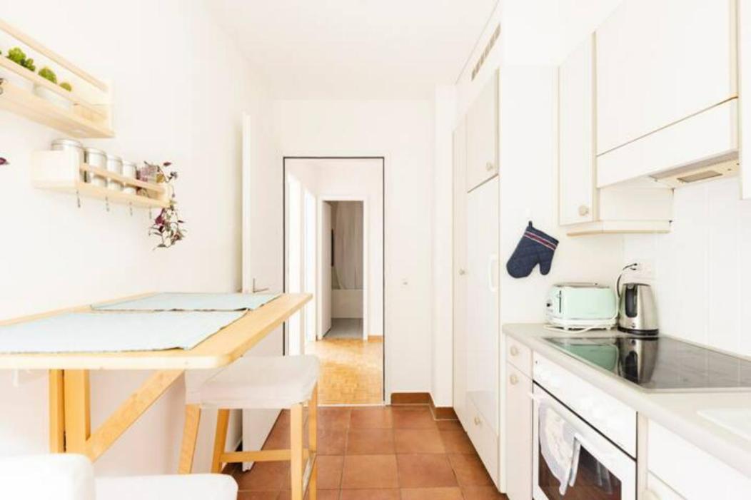 Of 52 Sqm With Free Parking Лозана
